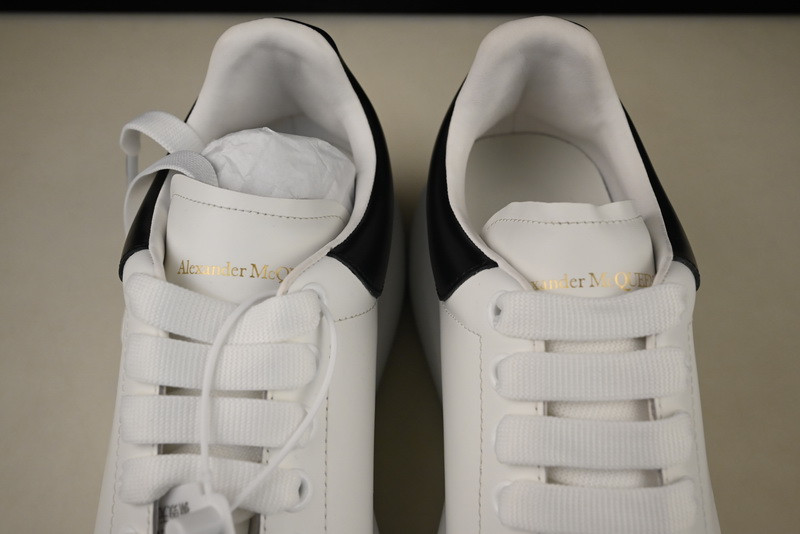 MQ Sneakers