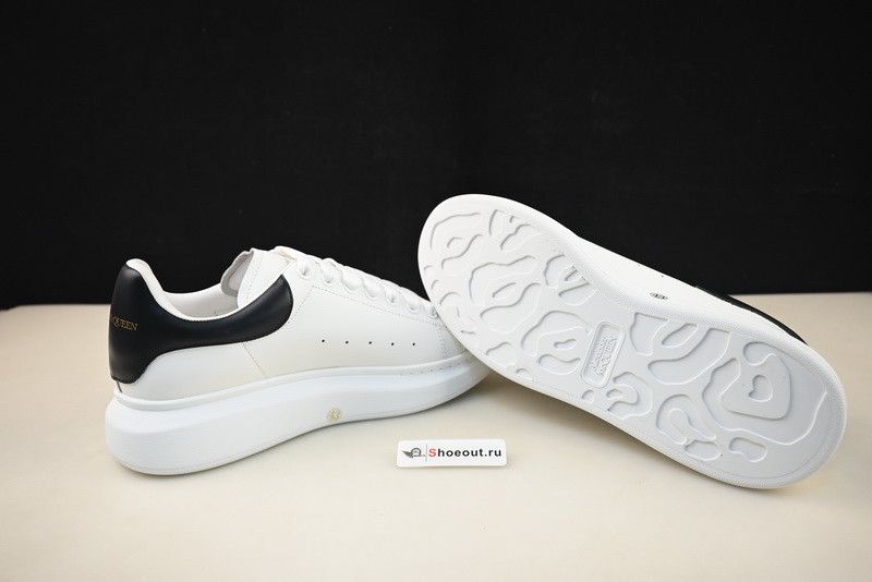 MQ Sneakers