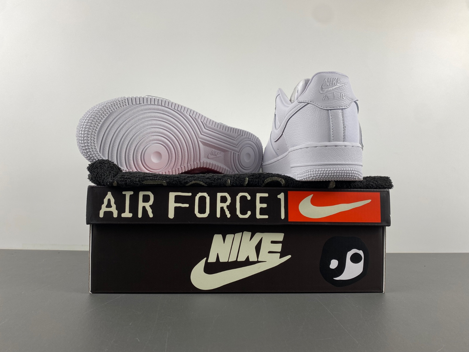 Nike Air Force 1 Low Cactus Plant Flea Market White (2020) DD7050-100