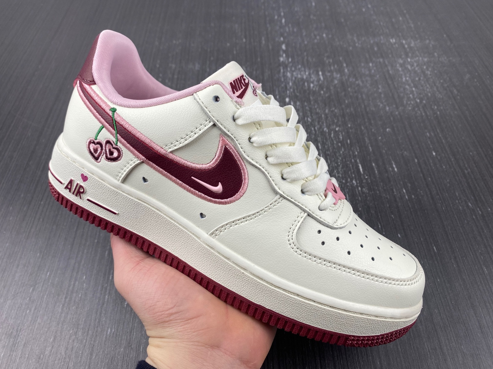 Nike Air Force 1 Low Valentine’s Day (2023) FD4616-161