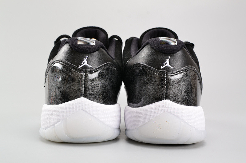 AIR JORDAN 11 RETRO LOW BG (GS) "BARON" womens 528896-010