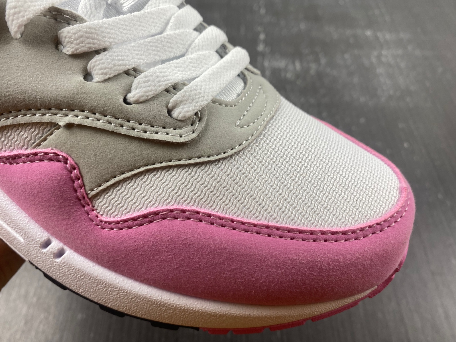 Nike Air Max 1 WMNS “Fuchsia Dream“ DZ2628-001
