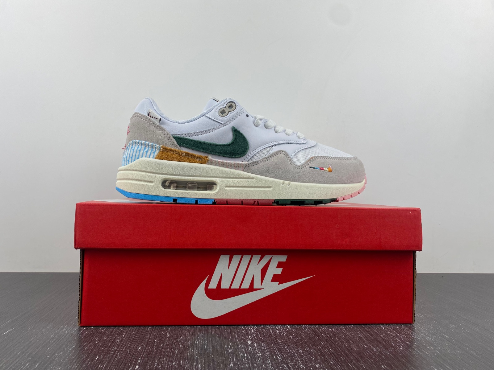 Nike Air Max 1 WMNS “All Petals United” FQ0256-131