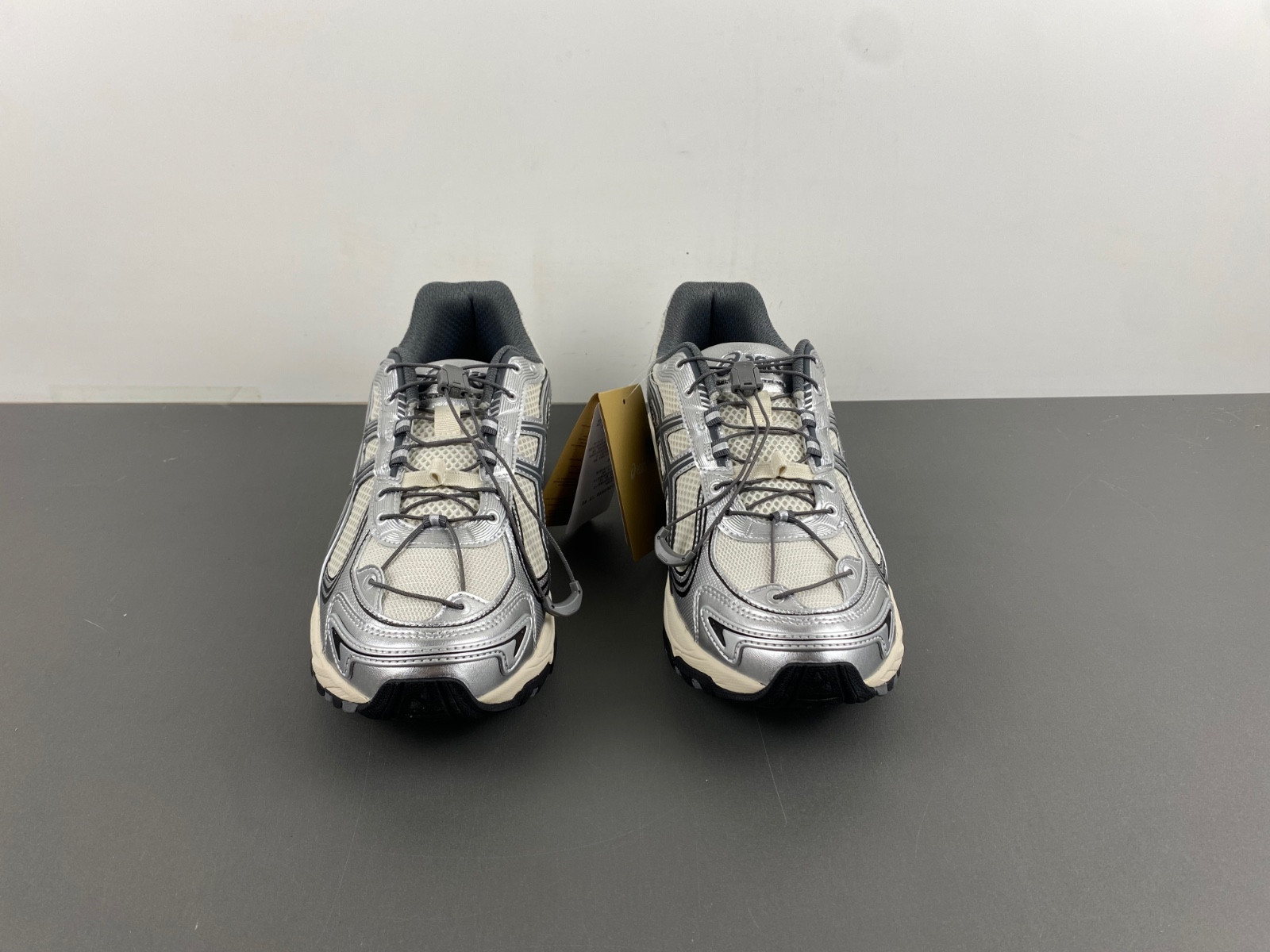As*ic*s sneaker