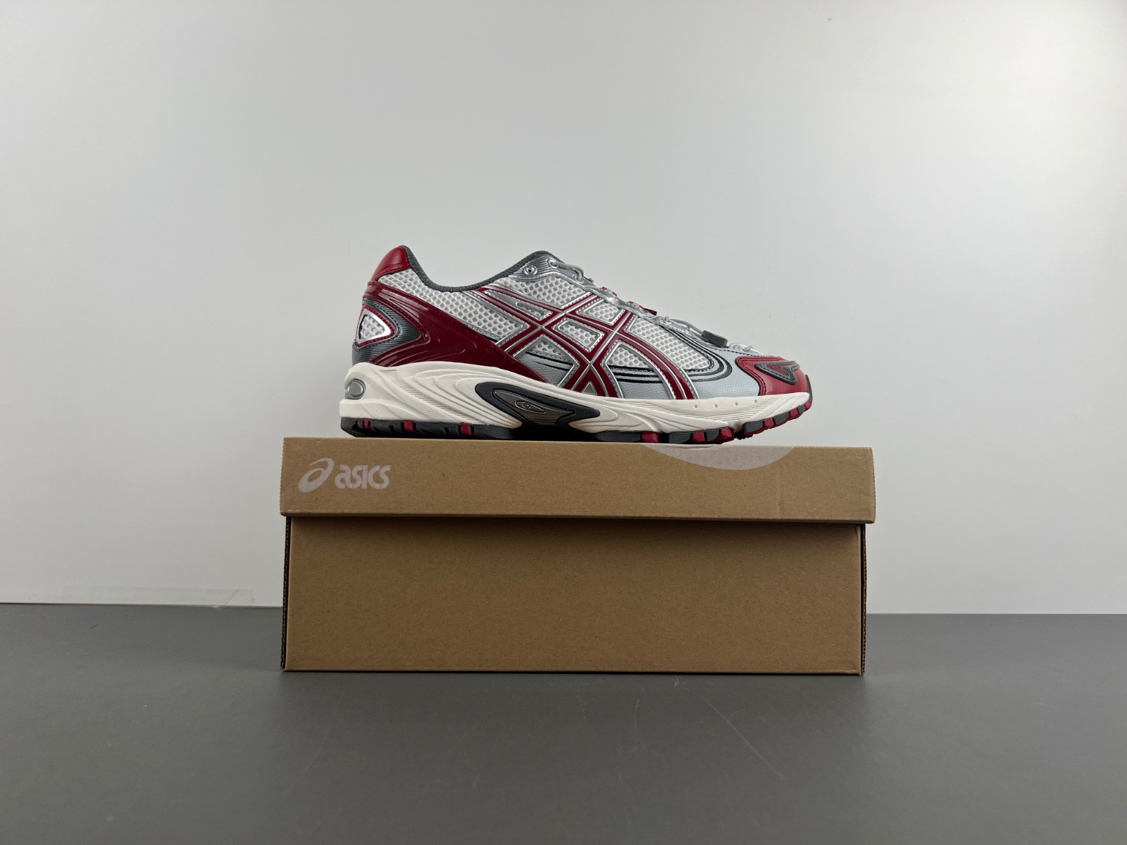 As*ic*s sneaker