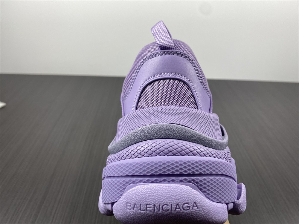 BLCG Triple S 524039-W2FW1-5410