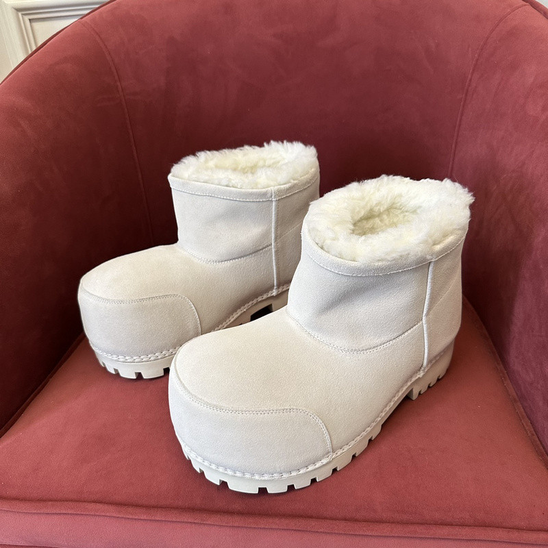 Ba*len*cia*ga boots