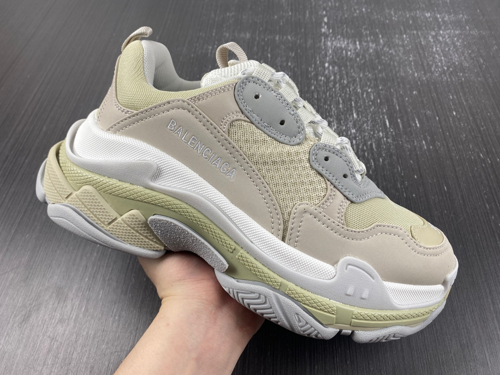Ba*len*cia*ga triple s  524039 w2fw4 9790