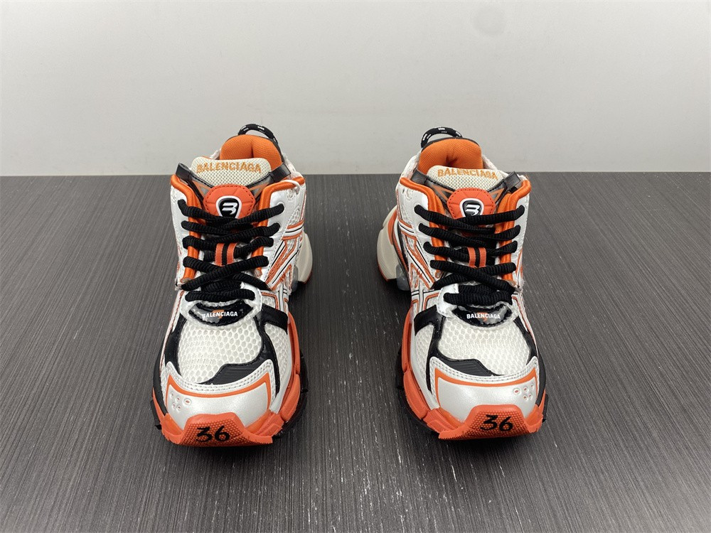 Ba*len*cia*ga runner  677402 w3rb7 9051