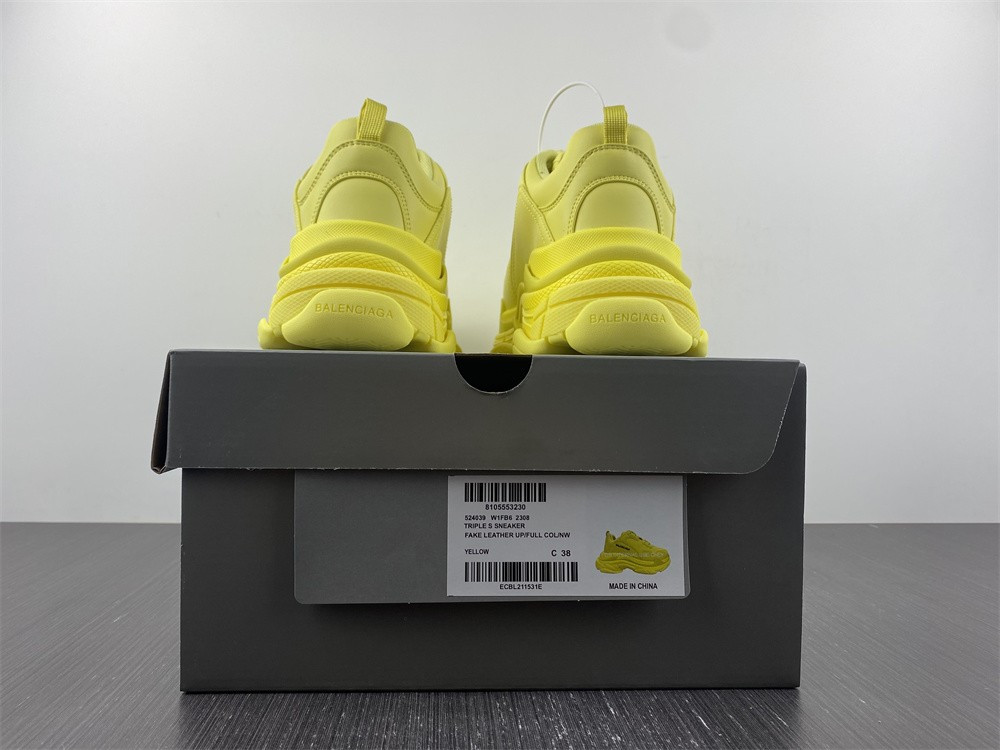 Ba*len*cia*ga triple s  524039 w1fb5 2308 33