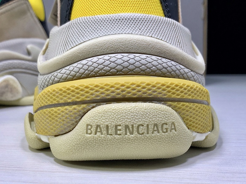BLCG Triple S 483513W06E37070