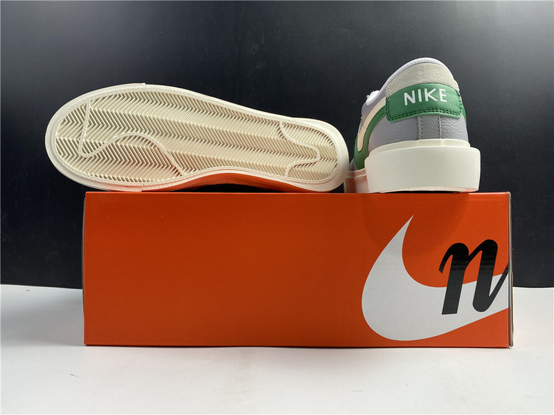 Sacai x Nike Blazer Low Medium Grey/Classic Green-White BV0076-403