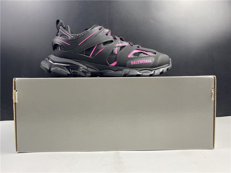 BLCG Track 3.0 542023-W1LA1-2046