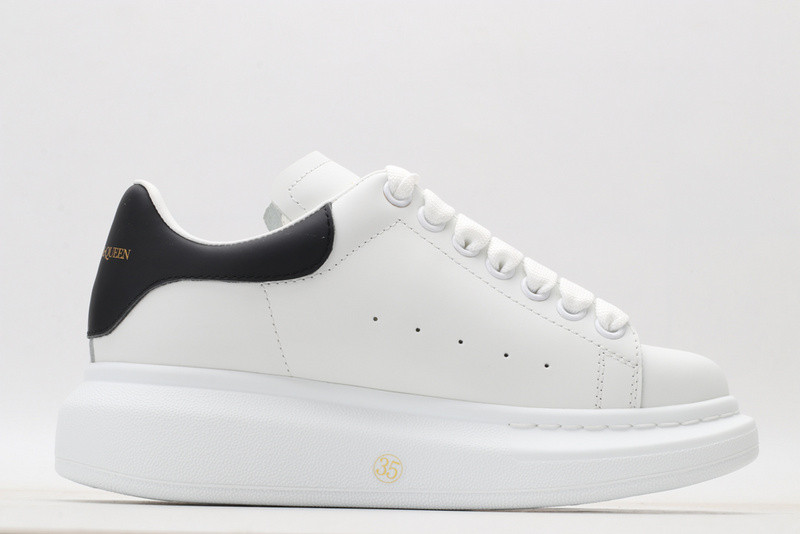 MQ Sneakers