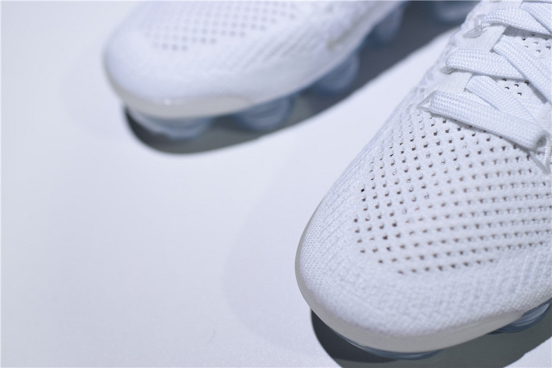 Nike Air VaporMax Flyknit 2.0 Triple White 942842-100
