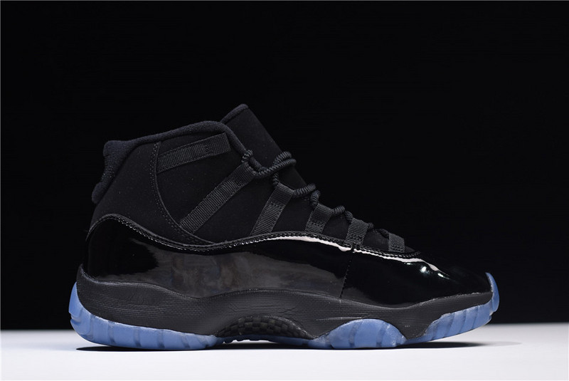 Air Jordan 11 “Cap and Gown” black 378037-005