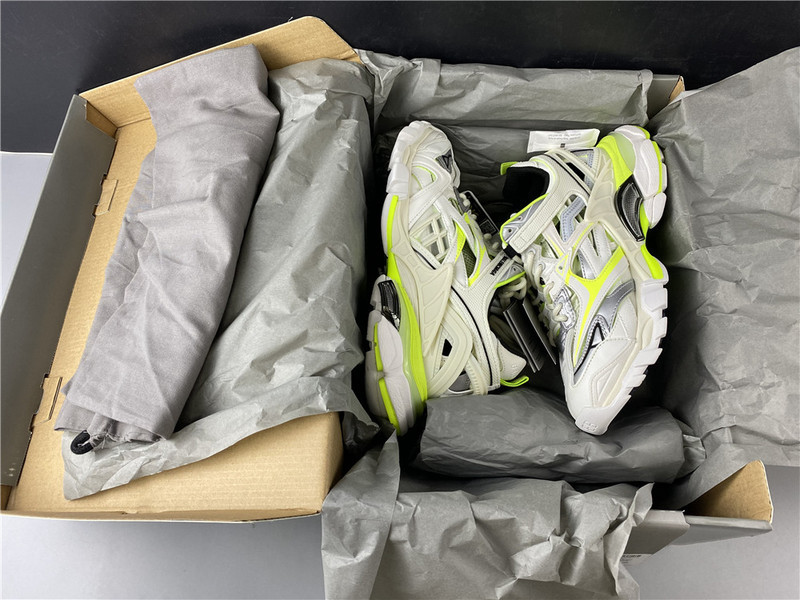 BLCG Track 2.0 568615-W2GN5-5819