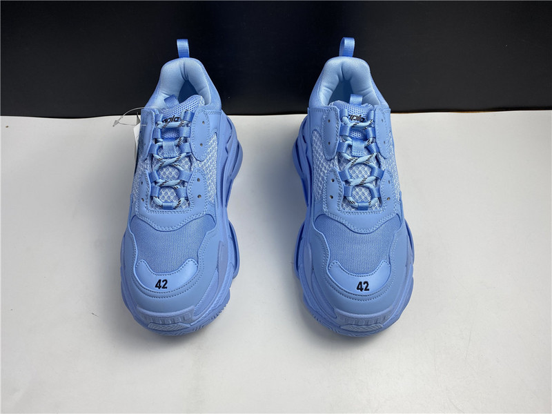 BLCG Triple S 542039-W2FW1-4906