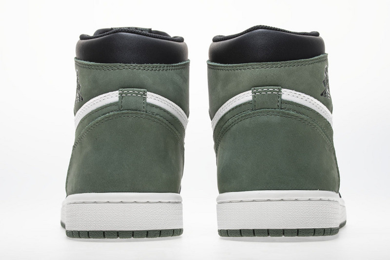 Air Jordan 1 Retro High OG “Clay Green” 555088-135
