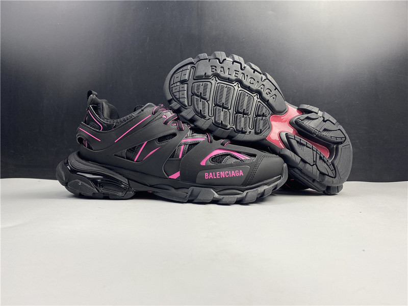 BLCG Track 3.0 542023-W1LA1-2046