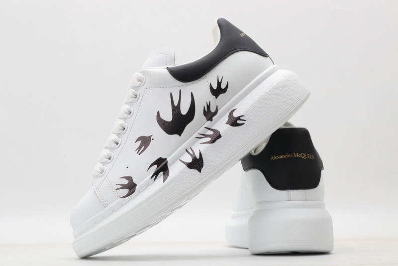 MQ Sneakers