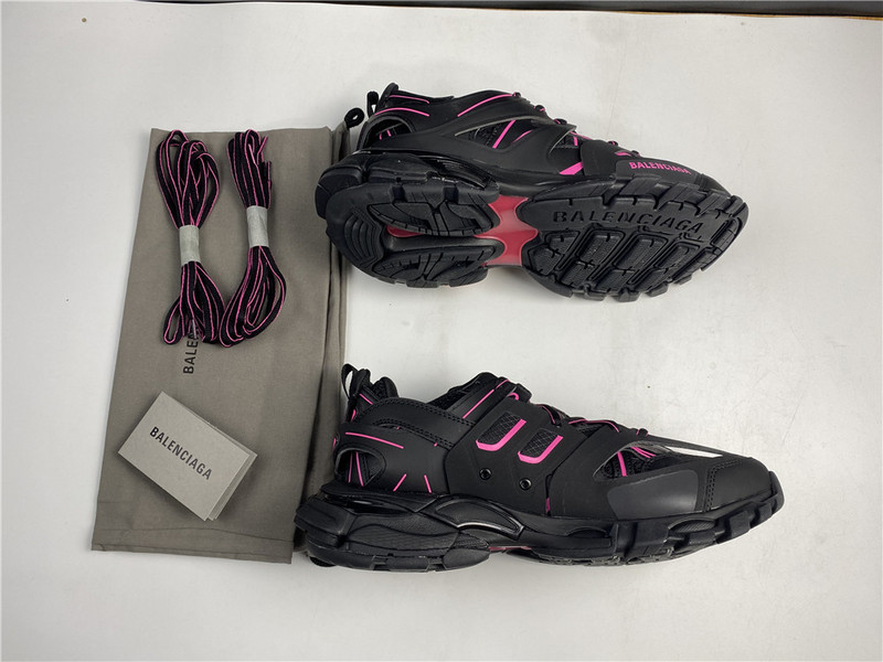 BLCG Track 3.0 542023-W1LA1-2046