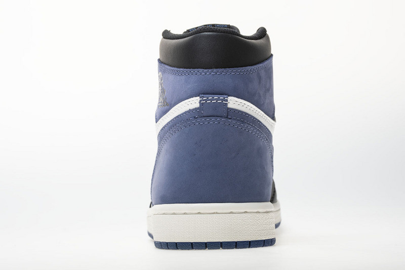 Air Jordan 1 Retro High OG “Blue Moon” 555088-115