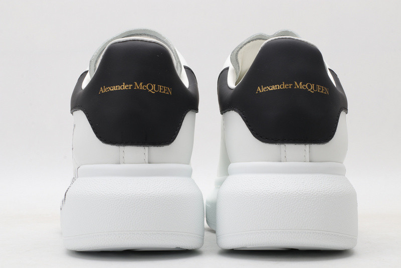 MQ Sneakers