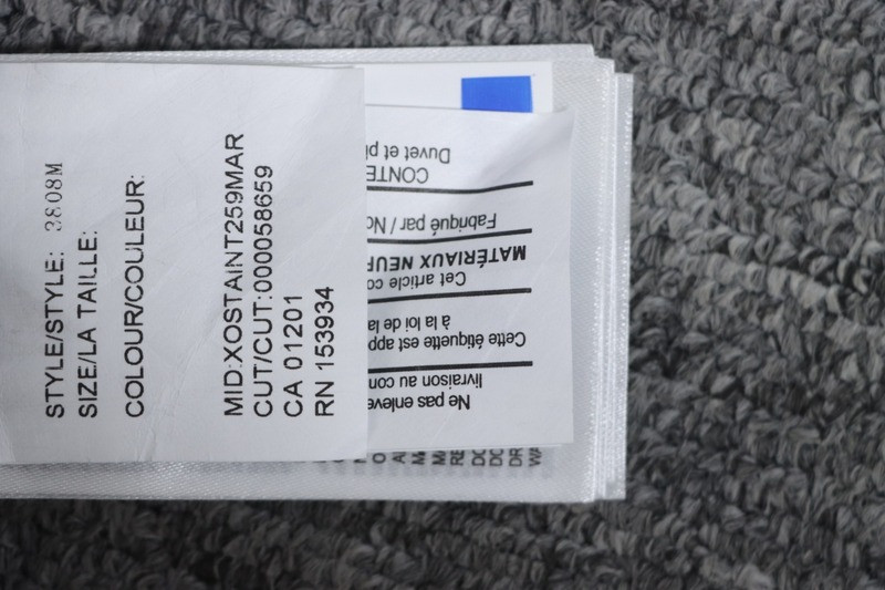Can*a Go*e coat