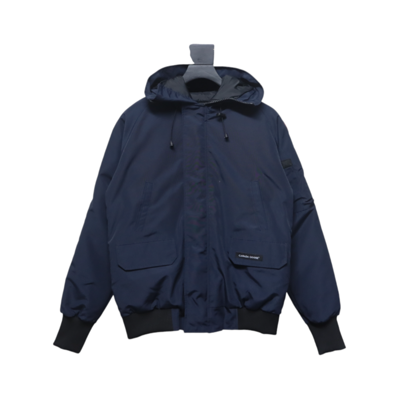 Can*a Go*e coat