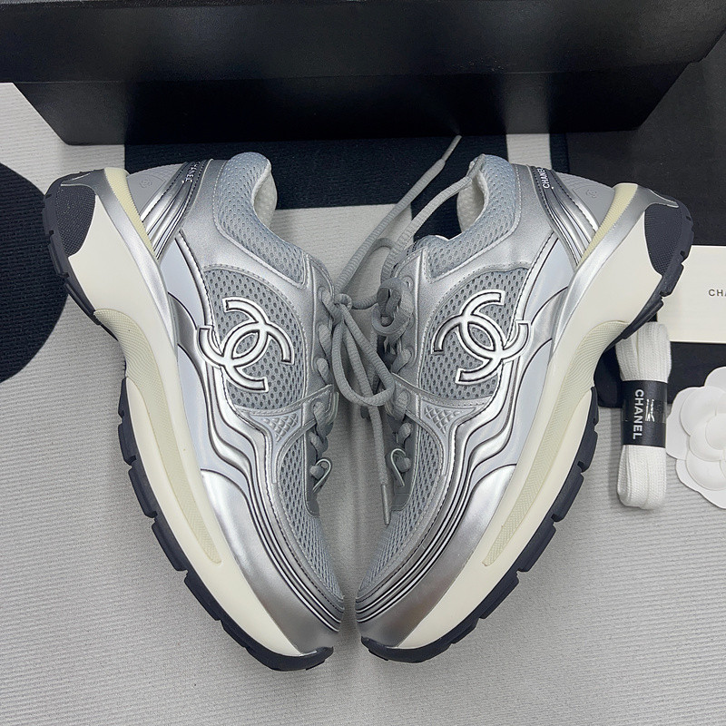 CNL Sneakers