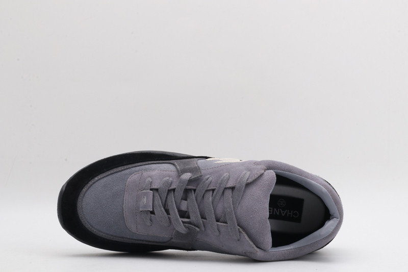 CNL Sneakers