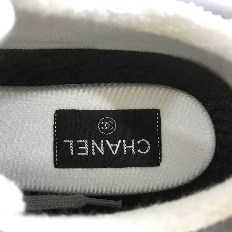 CNL Sneakers