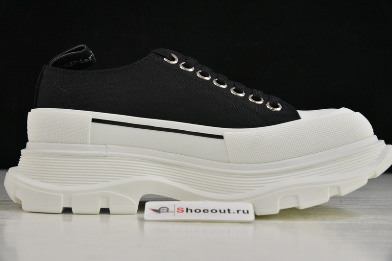 MQ Sneakers