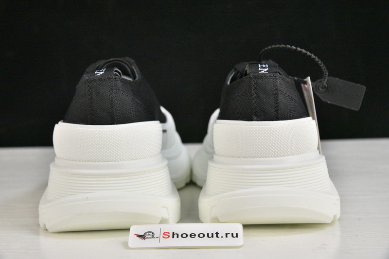 MQ Sneakers