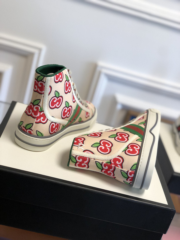 GC Sneakers