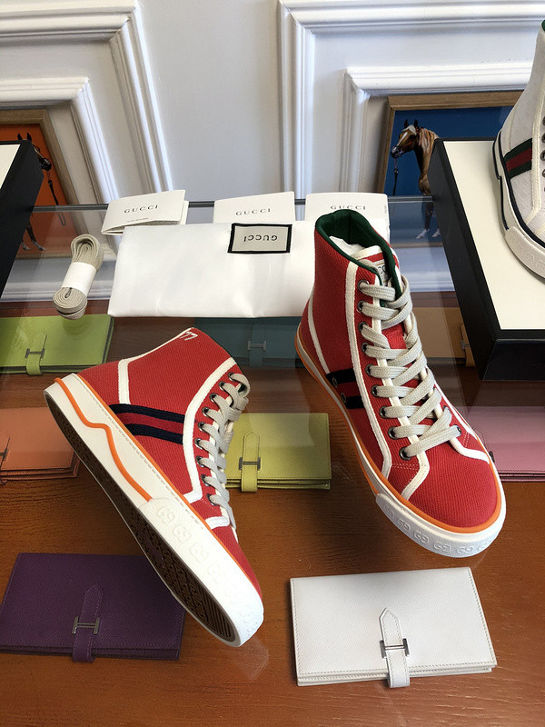 GC Sneakers
