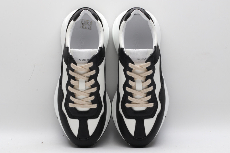 GC Sneakers