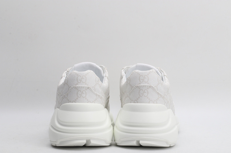 GC Sneakers