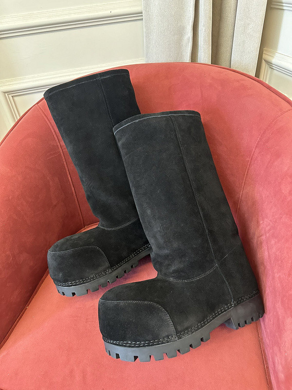 Ba*len*cia*ga boots