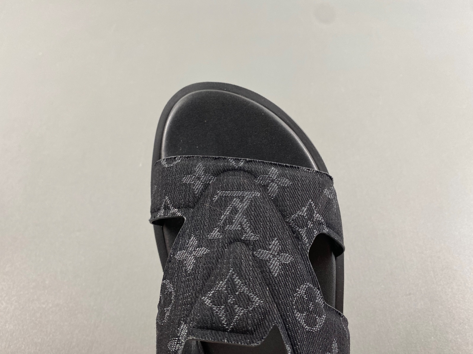 L*V Slides