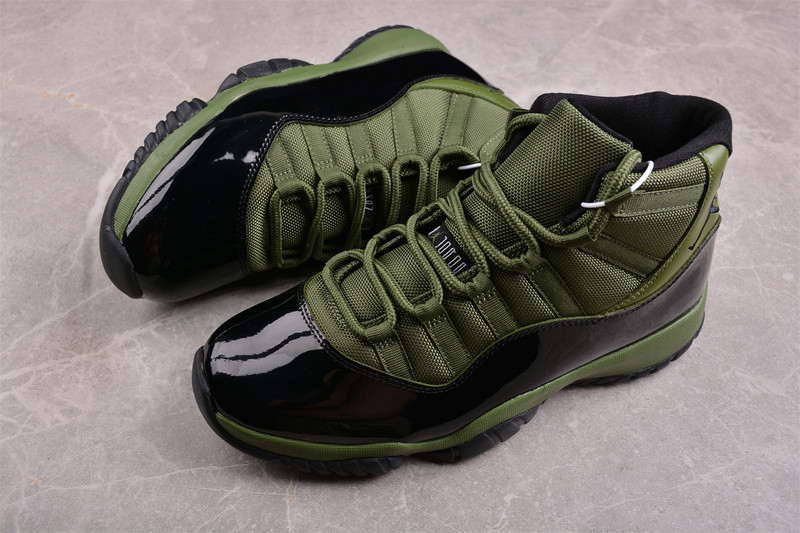 Air Jordan 11 Retro CT8012-300