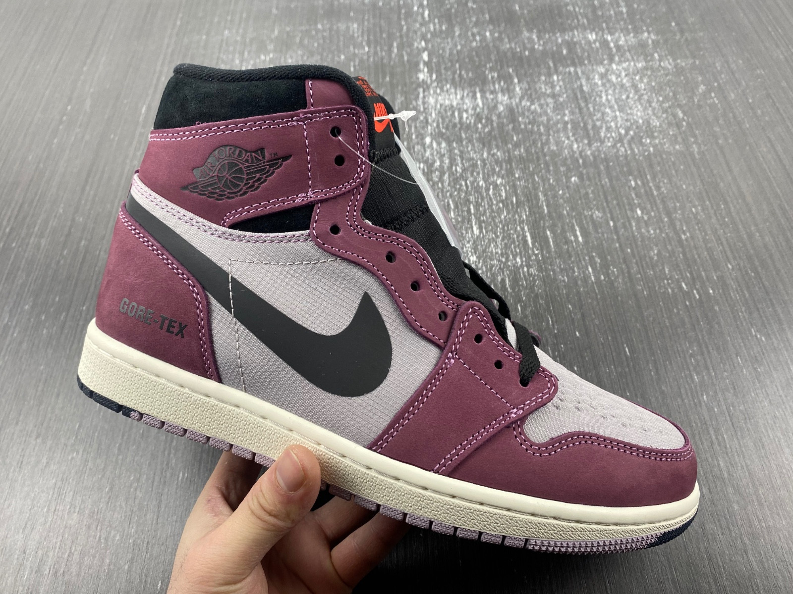 AIR JORDAN 1 HIGH ELEMENT GORE-TEX 