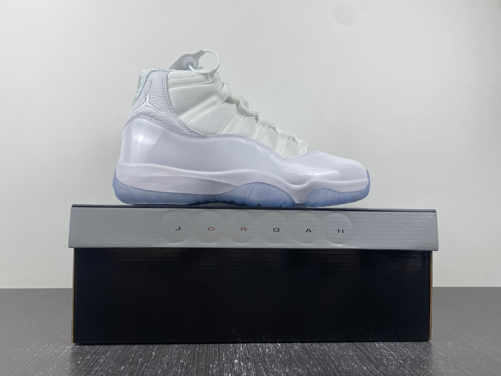 Air Jordan 11 Retro