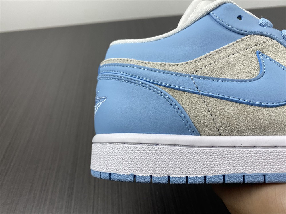Air Jordan 1 Low University Blue 2.0 DC0774-050