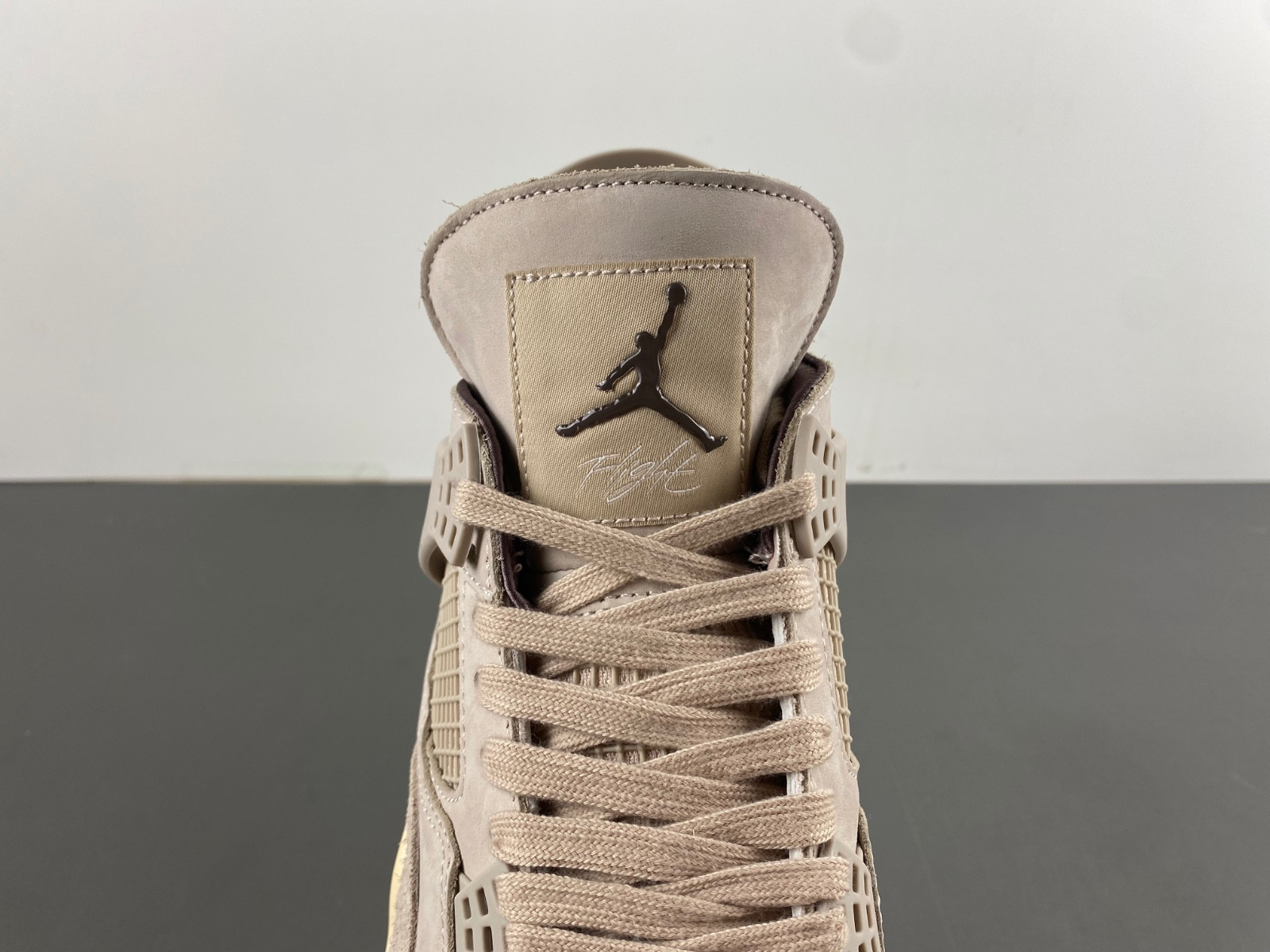 A Ma Maniere x Air Jordan 4 “While You Were Sleeping”FZ4810-200