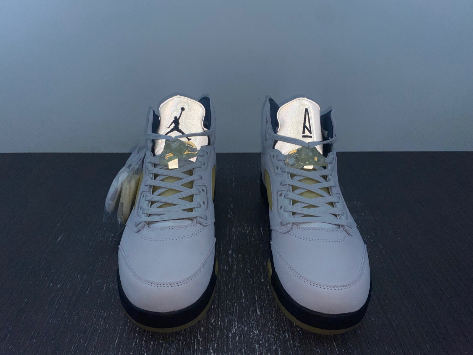 A Ma Maniere x Air Jordan 5 WMNS FZ5758-004