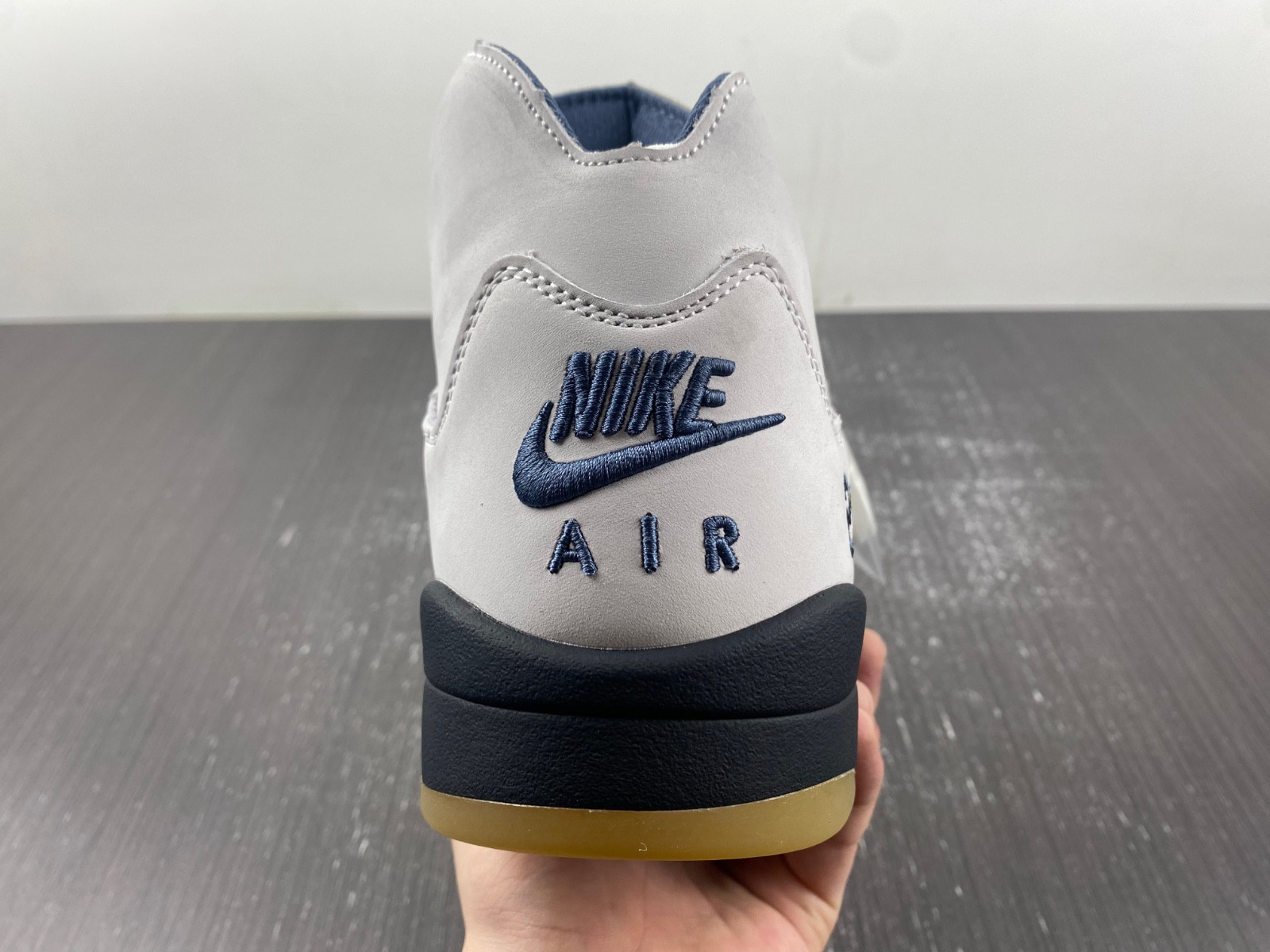 A Ma Maniere x Air Jordan 5 WMNS FZ5758-004