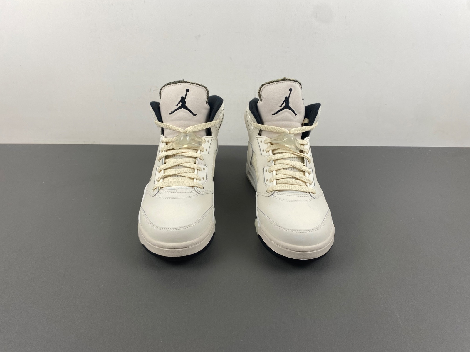 AIR JORDAN 5 RETRO