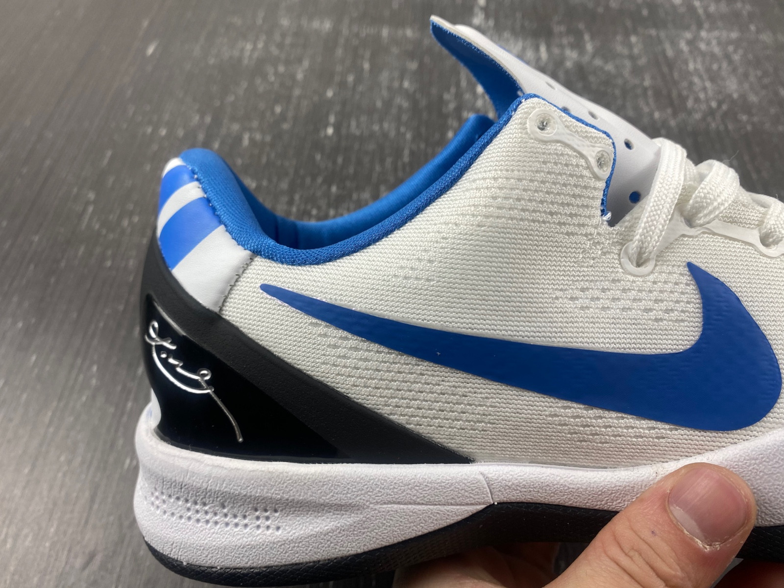 KOBE 8 